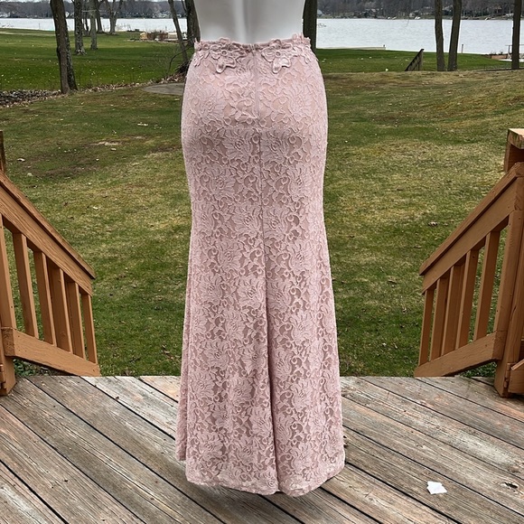 NWT My Michelle lace mermaid maxi 9 - Picture 4 of 10